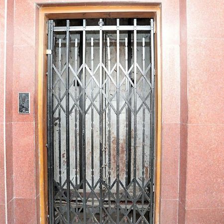 Oyo 26143 Hotel Abedin 加尔各答 外观 照片