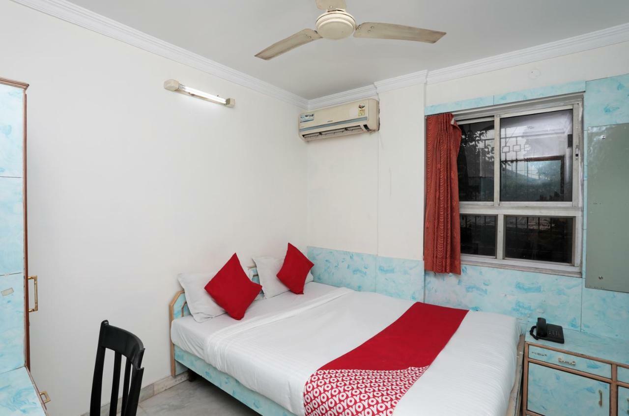 Oyo 26143 Hotel Abedin 加尔各答 外观 照片
